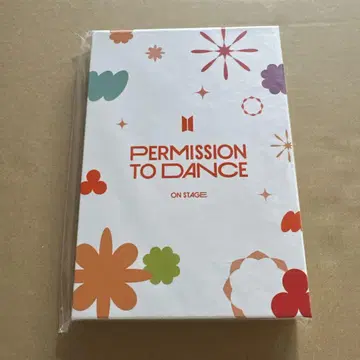 BTS PERMISSION TO DANCE POSTCARD BOOK