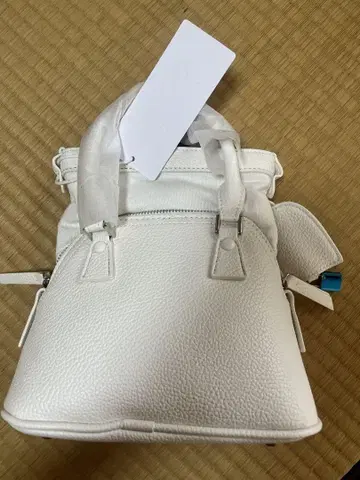 화이트 가죽풍 숄더백
