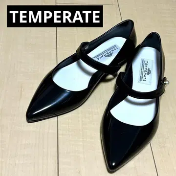 TEMPERATE 에나멜 펌프스 블랙 24.5cm 스틸레토 40