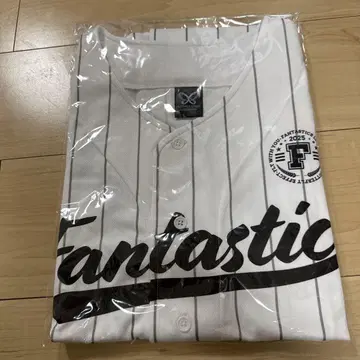 FANTASTICS 업그레이드 베이스볼 셔츠