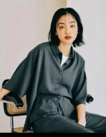 미사용 LEPSIM 멀티 메리트 5부 소매 셔츠 차콜