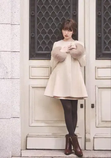 리랜드트루 A라인 코트 퍼 포함
