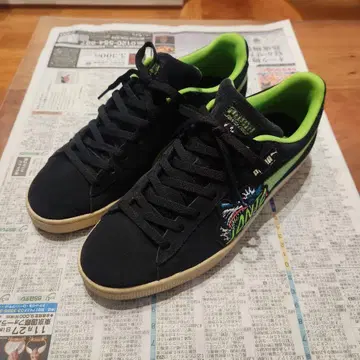 PUMA SUEDE Santa Cruz Shark