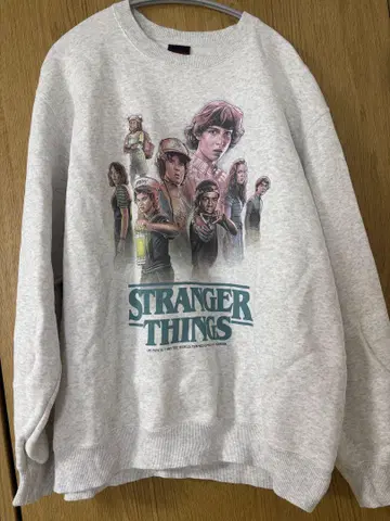 Stranger Things 맨투맨 L
