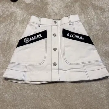 MARK & LONA 화이트 스커트