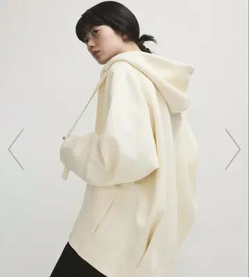ADAMETROPE'FEMME 종이 상자 후드티