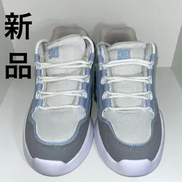 택 포함 새상품 DC 스니커즈 24.5cm
