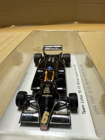 1/43 스파크 로터스79 로니 피터슨
