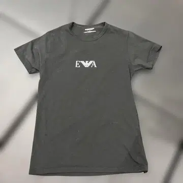 Emporio Armani 블랙 T셔츠 L사이즈