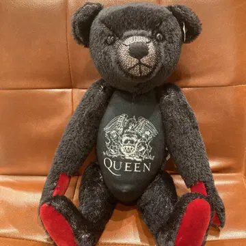 슈타이프 테디베어 한정판 QUEEN 택 포함 상자 찢김 있음 본체 깨끗함