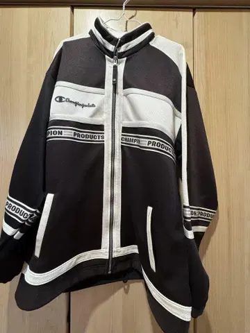 Champion 나일론 자켓 블랙/화이트