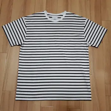 새상품급 UNDECORATED 앤디코레이티드 보더 셔츠 일본제