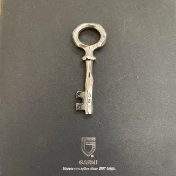 GARNI 가르니 키 디자인 실버 목걸이