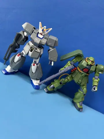 알렉스 자쿠 II 개조 세트 완성품 HGUC