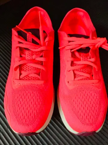 [ Sale ] 언더아머 호버 소닉 6 ( WOMEN ) 25.0