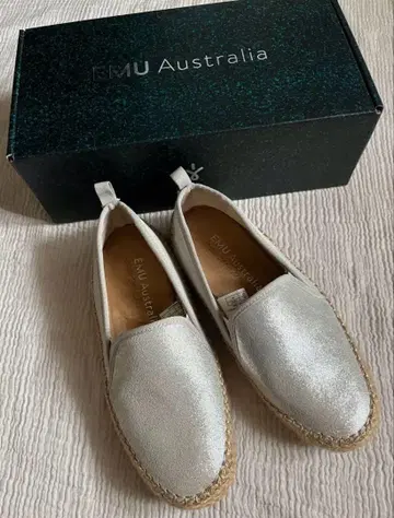 EMU Australia 호주 슬립온 Gum Metallic