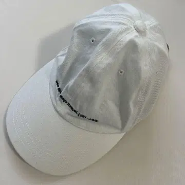 J.S.B. 화이트 캡