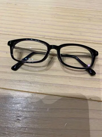 JINS 무도수 검은색 테두리 안경