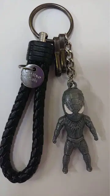 스파이더맨 키링