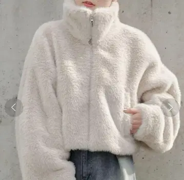 Chico 퍼 지퍼 자켓