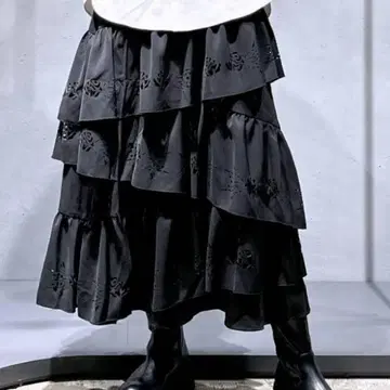 Ado x HARE 콜라보 롱 스커트