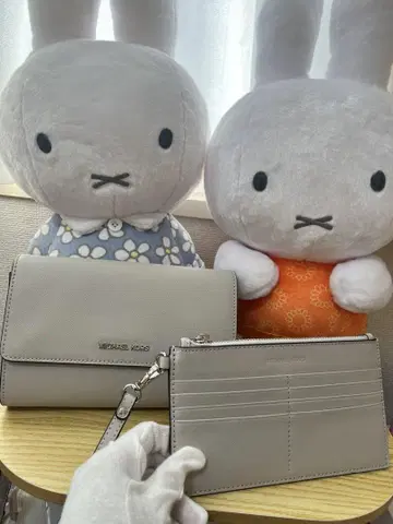 MICHAEL KORS 백