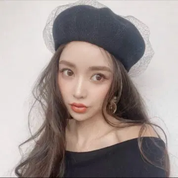 에이미 이스트 월 튤 블랙 베레모