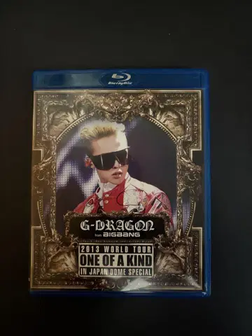 G-DRAGON ONE OF A KIND 2013 JAPAN