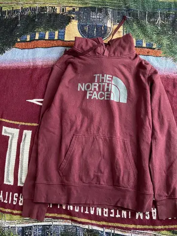 구제 THE NORTH FACE 후드 맨투맨 풀오버 로고 레드 계열