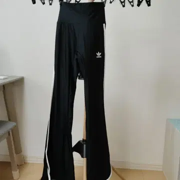 adidas 한국 한정판 플레어 레깅스 팬츠 미사용 새상품 초레어