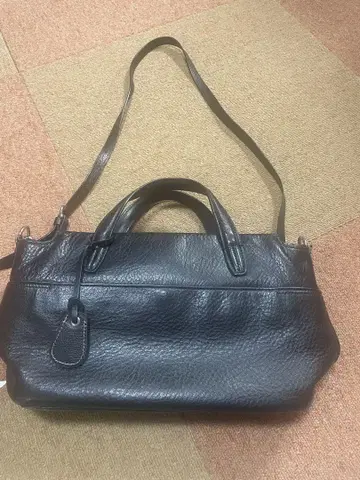 아틀리에누우 블랙 가죽 핸드백 숄더 스트랩 포함