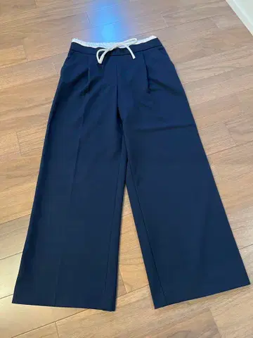 ZARA 네이비 슬랙스 미사용에 가까운 컨디션 최상