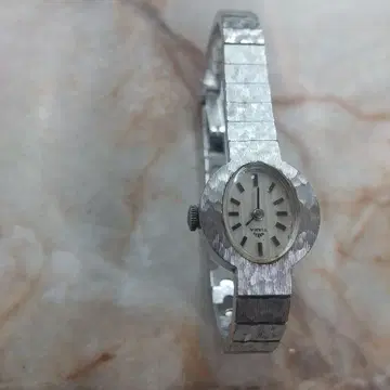 TIRA 티아라 swiss MADE 17석 여성용 수동 와인딩 시계