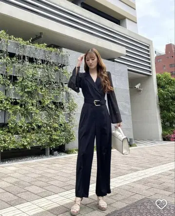 블랙 2way 슬리브 테일러드 올인원
