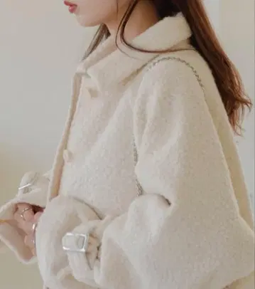 Kastane 카스타네 크림색 아우터