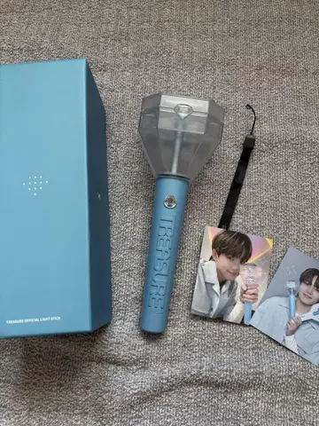 TREASURE OFFICIAL LIGHT STICK
