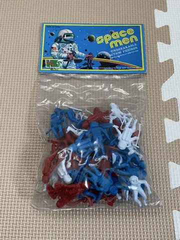 SPACE MEN 액션 피규어 약 30개