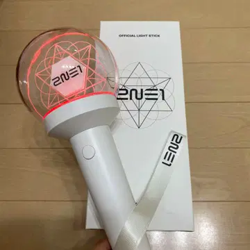 2NE1 공식 응원봉