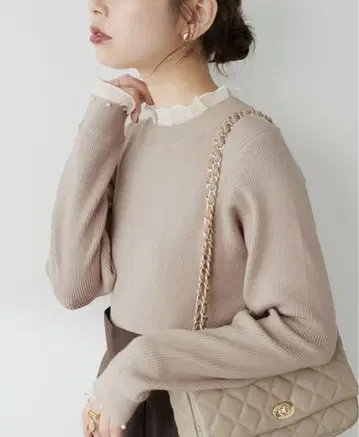 natural couture 펄 장식 프릴 리브 니트 베이지