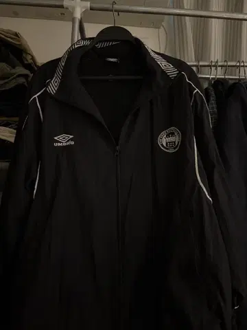 UMBRO x FREAK'S STORE 블랙 나일론 자켓