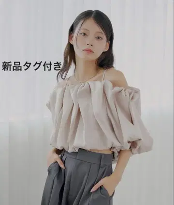 오늘 한정 가격 chico 개더 벌룬 오프숄더 블라우스