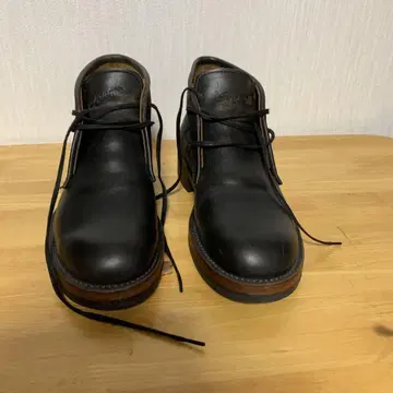 Danner 블랙 가죽 처카 부츠 레이스업
