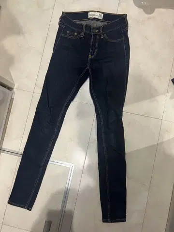 [새상품급] 아바클로 Abercrombie & Fitch 스키니 데님