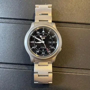 SEIKO 5 자동 와인딩 손목시계 블랙