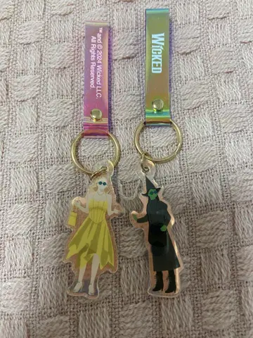 위키드 극단 사계절 아크릴 키링 엘파바 그린다
