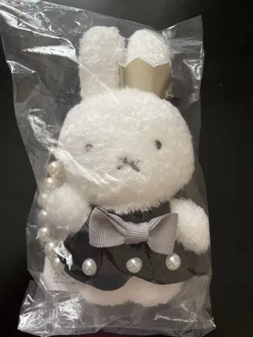 미피 x MIIA 콜라보 백참 팝업 한정판