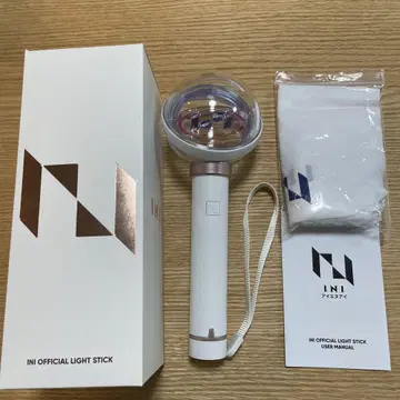 INI 공식 응원봉