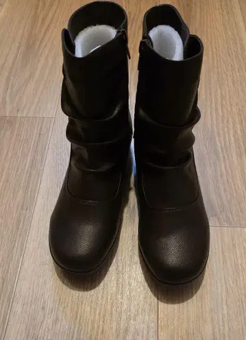 다크 브라운 지퍼 달린 숏부츠