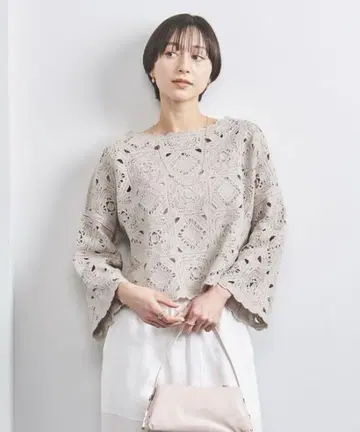 UNITED ARROWS 크로시 자수 니트 풀오버