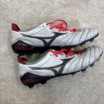 Mizuno 축구화 화이트/레드 모렐리아 네오 3
